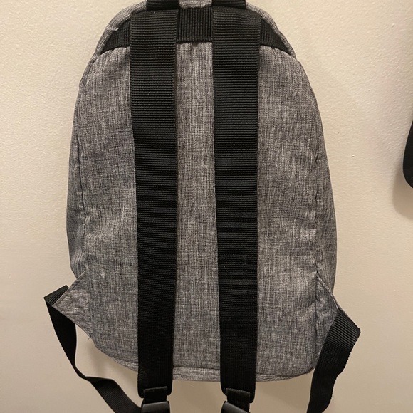 Guess small women’s back pack - Picture 2 of 3